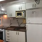 Apto Com Ar Condicionado A 200 M Da Praia - Atras Do Shopping Enseada